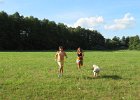 biegi na łące niedaleko Jelonka